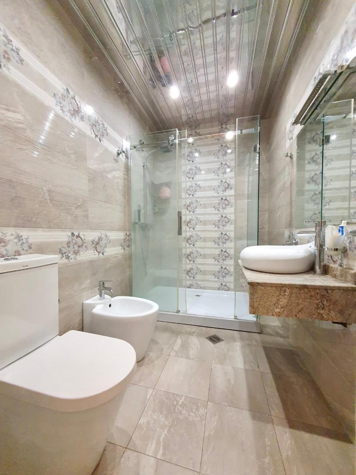 Роскошная Двухуровневая Квартира Luxurious Duplex Apartment Jerevan Exteriör bild
